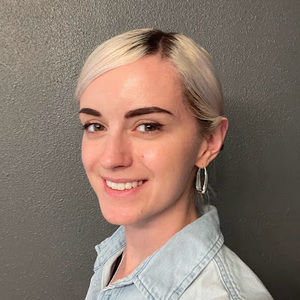 Meet your Posher, Lauren